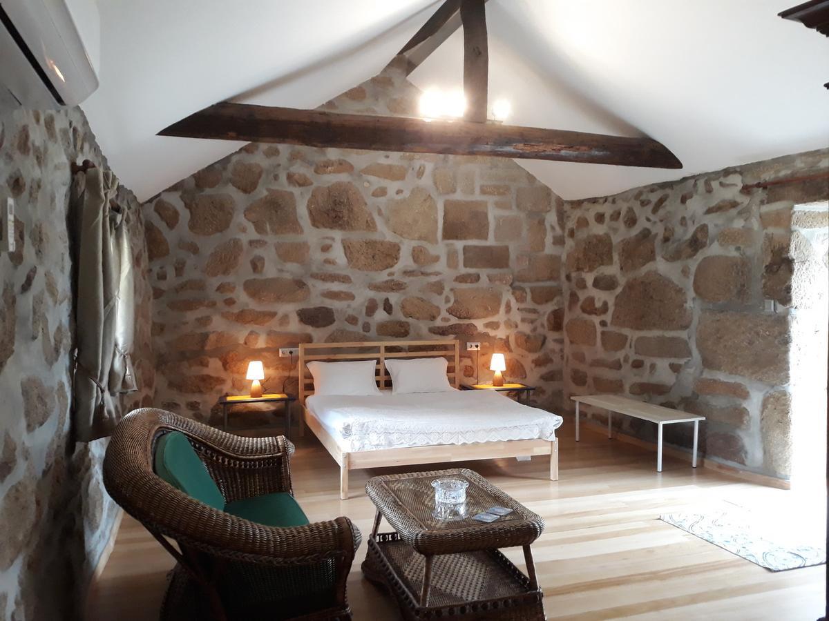 Quinta De Aguia - Non-Smoking Property Hotel Sao Lourenco do Douro Exterior photo